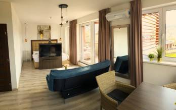 Na predaj veľký 49m2 apartmán Podhájská.