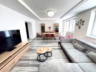 Ponúkame Vám na predaj prerobený 4-izbový rodinný dom Nitra.