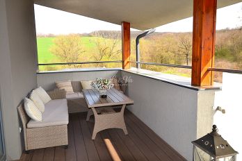 Na predaj štyri apartmány na jednom poschodí Podhájská
